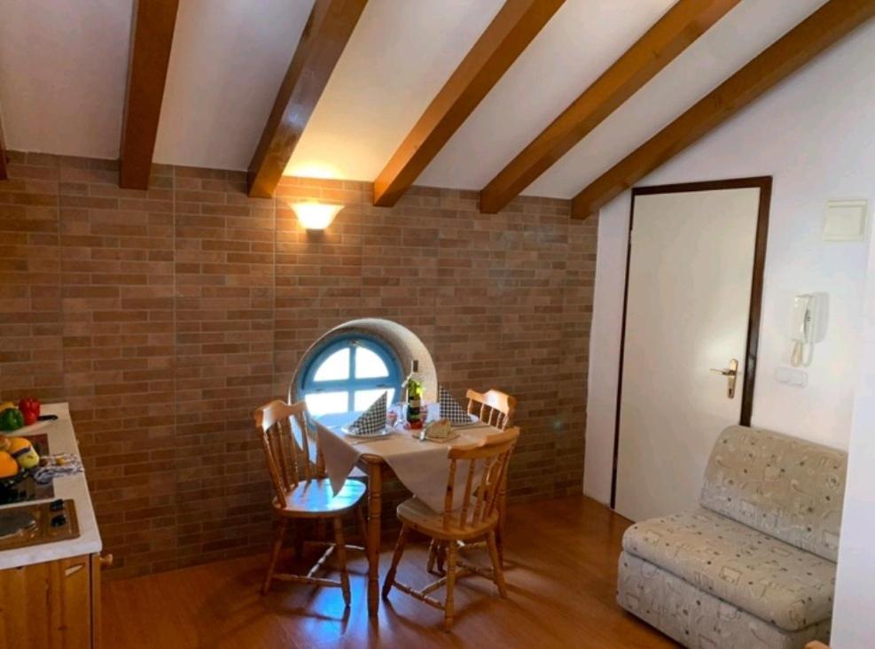 Appartments Mali Raj ヴルサル エクステリア 写真