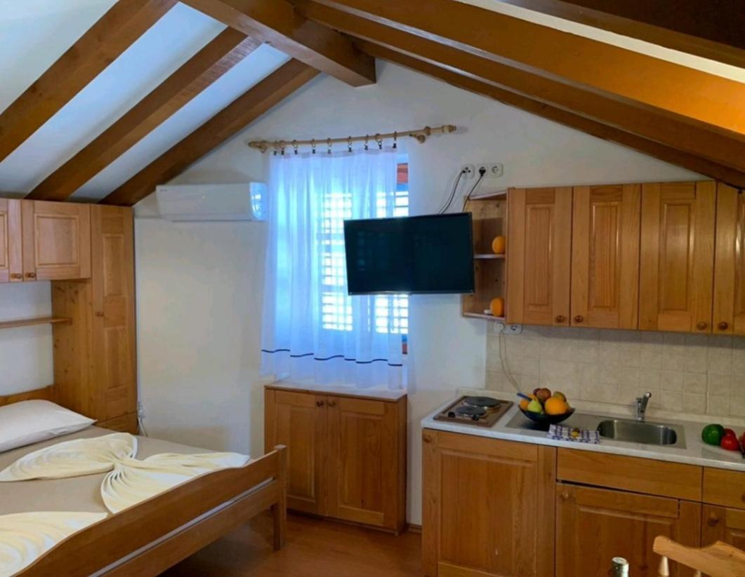 Appartments Mali Raj ヴルサル エクステリア 写真