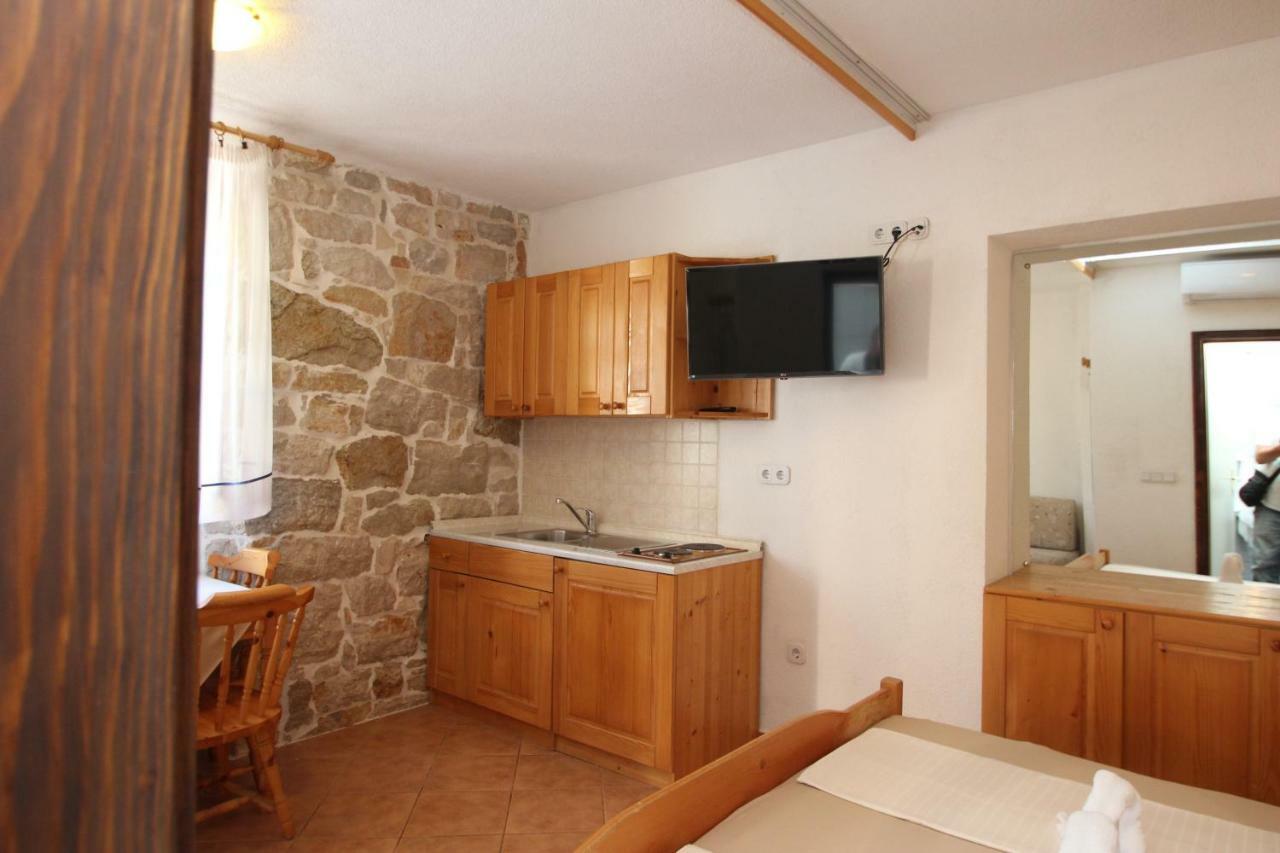Appartments Mali Raj ヴルサル エクステリア 写真